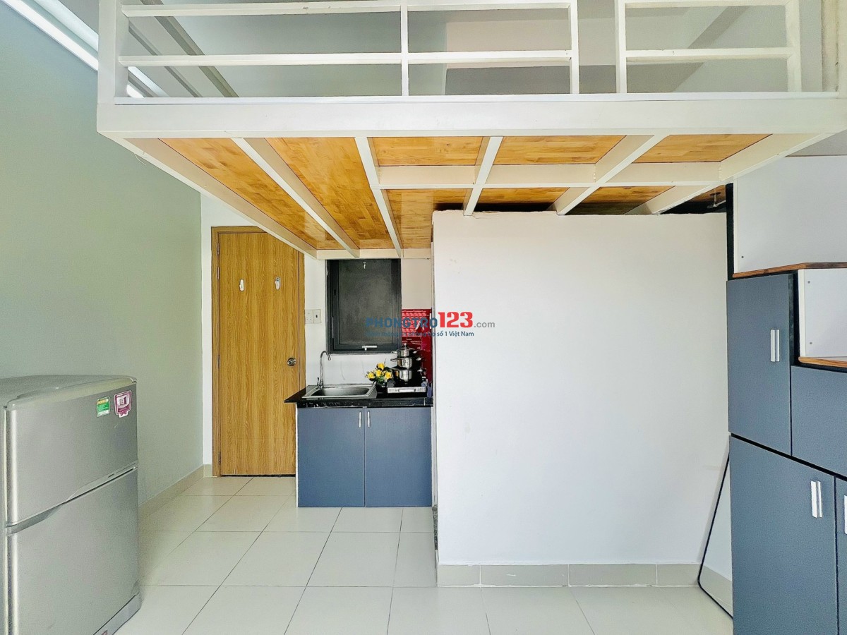 PHÒNG DUPLEX ĐẸP NGAY HÀNG XANH XVNT