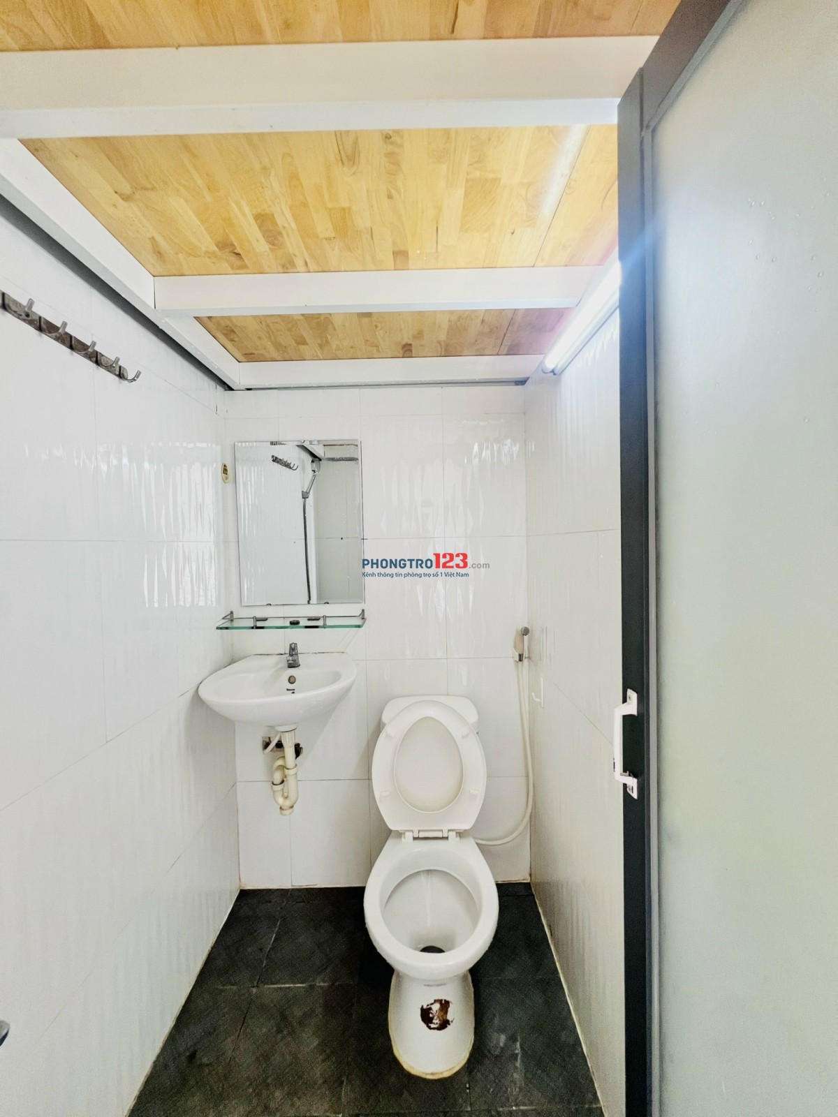 PHÒNG DUPLEX ĐẸP NGAY HÀNG XANH XVNT