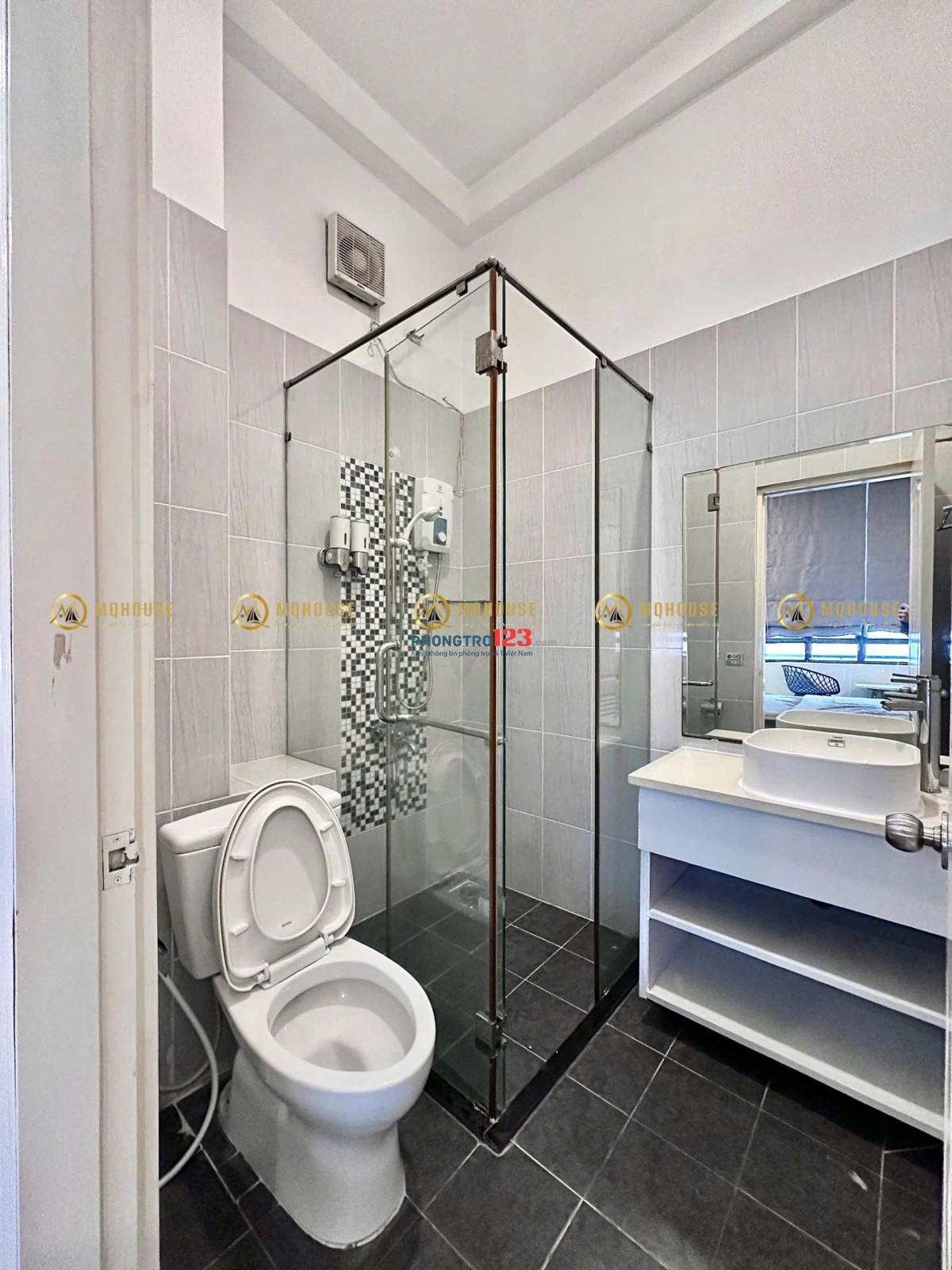 KHAI TRƯƠNG CĂN HỘ STUDIO CAO CẤP TẠI TRUNG TÂM Q1
