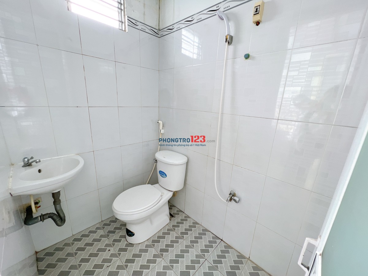 Phòng sân thượng bao THOÁNG_PCCC AN TOÀN TUYỆT ĐỐI_ĐH SPKT, Ngân Hàng