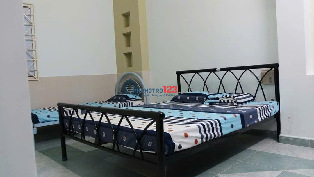 Cho thuê nhà nguyên căn Lê Quang Định BT, 1 trệt, 2 lầu 252m2 16.5tr