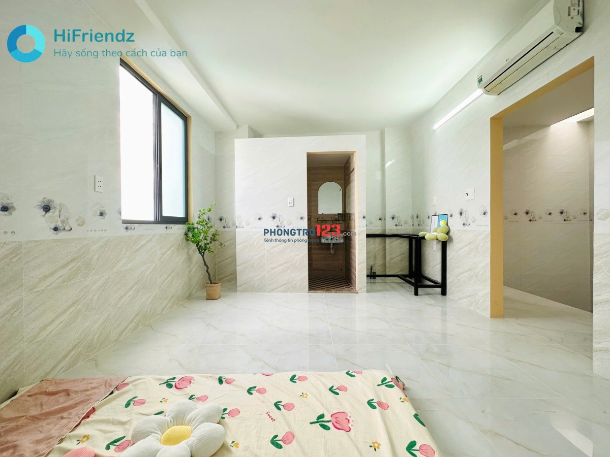 TRỐNG LẠI 1P CÓ CỬA SỔ, MÁY LẠNH, TỦ LẠNH NGAY KÊNH NƯỚC ĐEN CHẠY VÀO GIÁP BÌNH LONG
