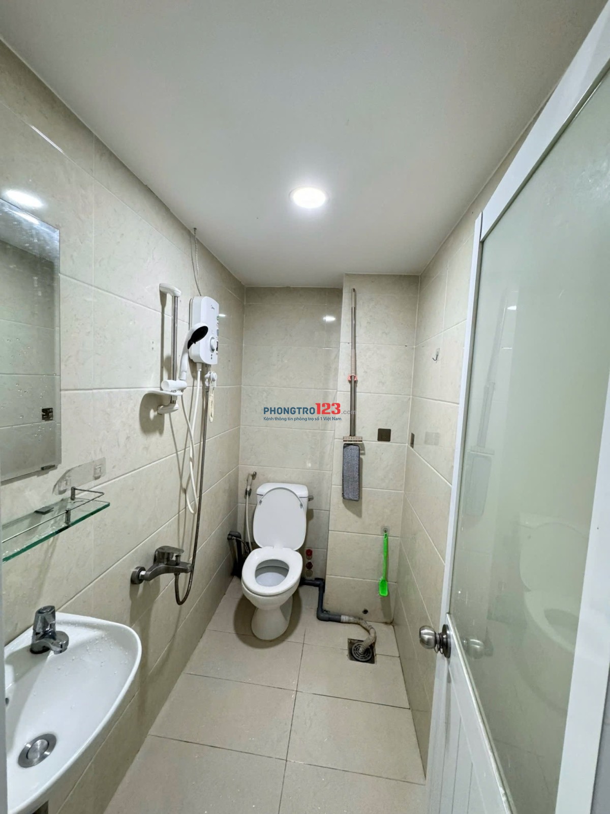 CHo Thuê Phòng Bancony Gần Cầu Thủ Thiêm_Chung cư Ngô Tất Tố P22