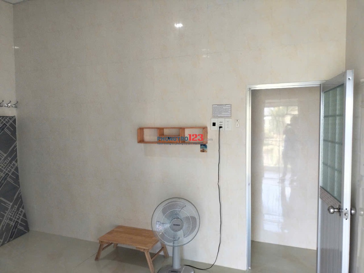 Phòng gồm 1 trệt và 1 lầu, full nội thất tiện nghi như hình
