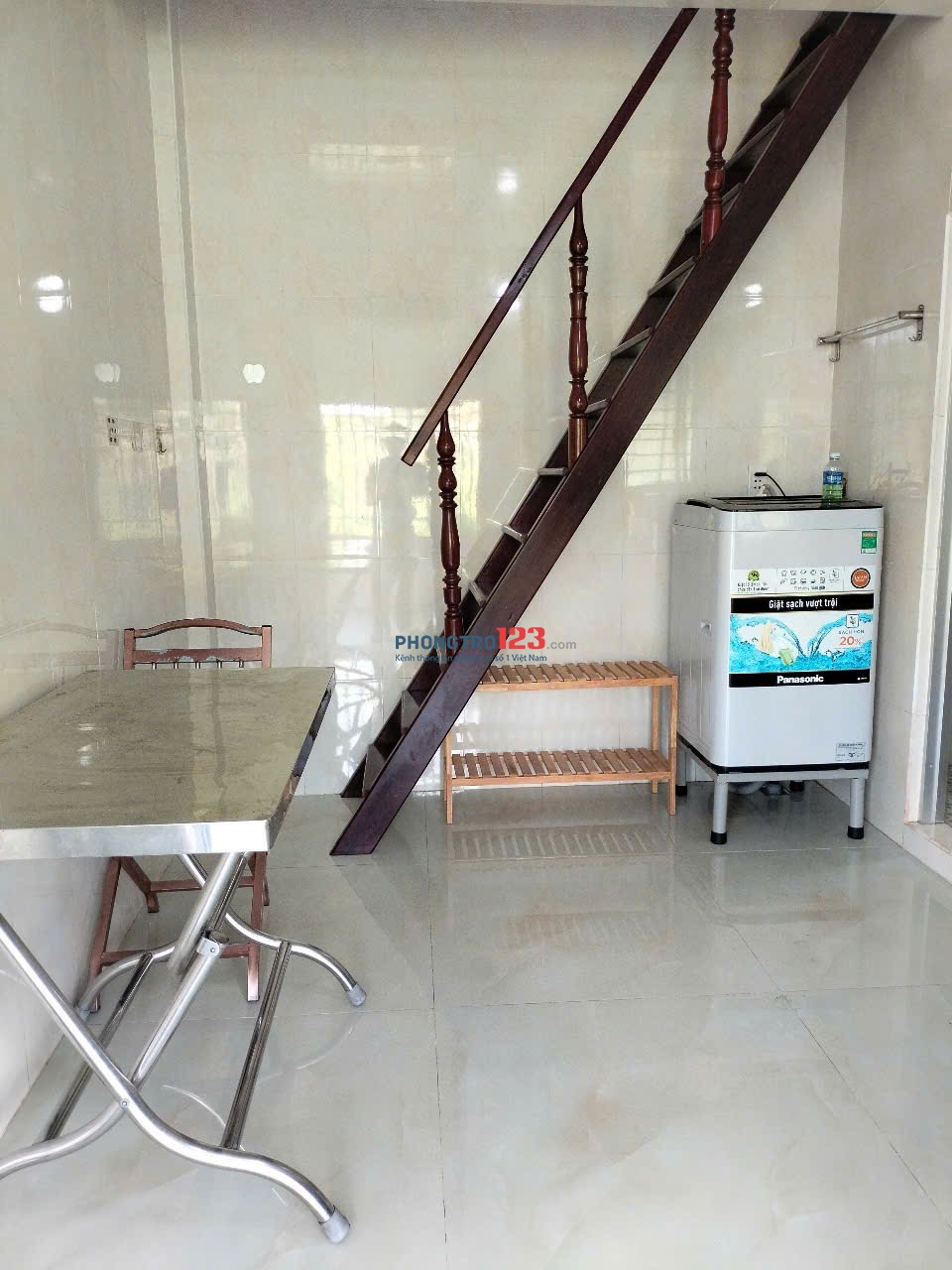 Phòng gồm 1 trệt và 1 lầu, full nội thất tiện nghi như hình