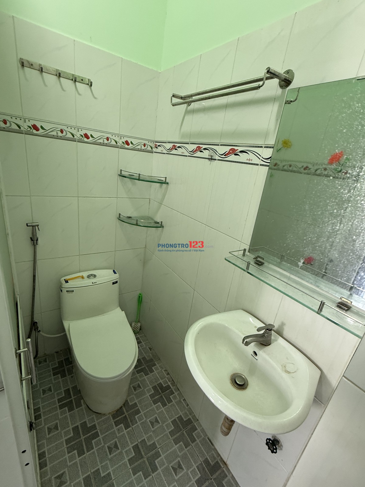NHÀ TRỌ HOÀNG NHUẬN VĂN MINH - THÂN THIỆN - NGHĨA TÌNH