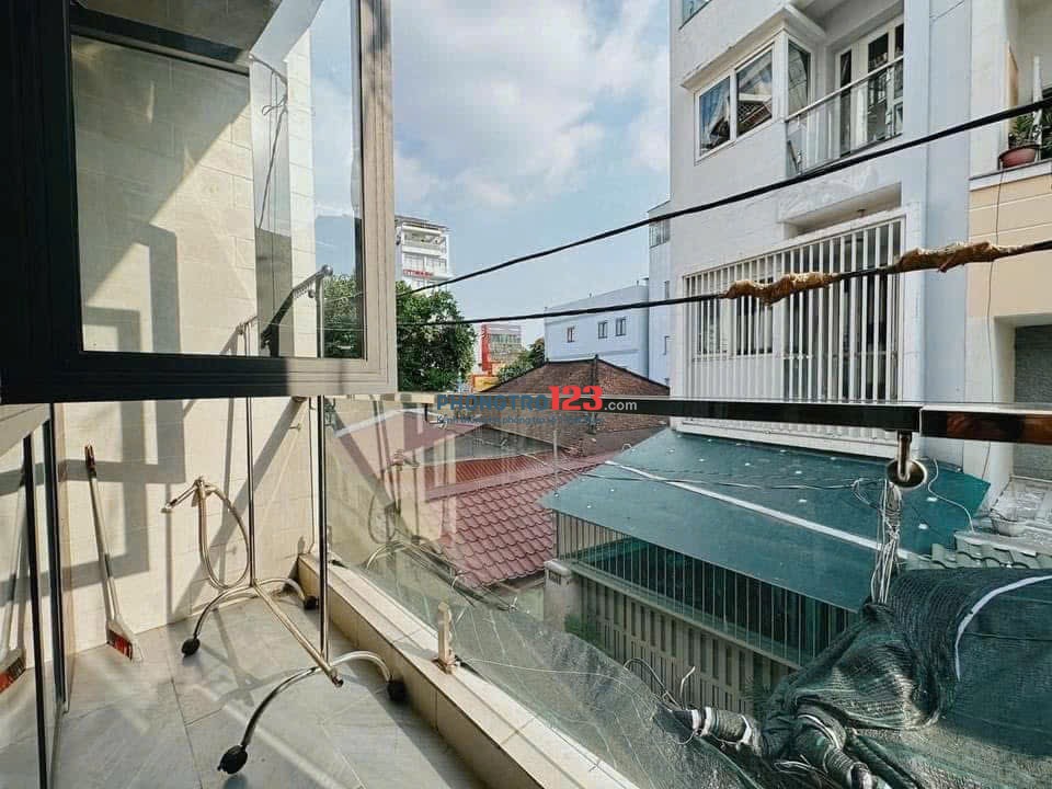 Cho thuê căn hộ dạng Studio Bancol Vị Trí Giáp Phú Nhuận , Quận 1