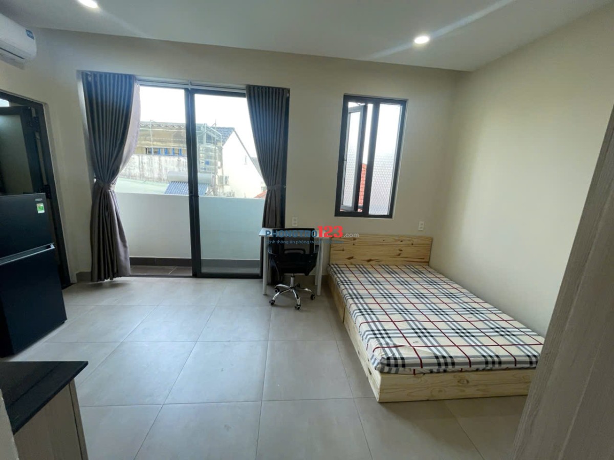 Phòng Trống Sẵn BanCol Ngay Thanh Đa, Hutech,Ngoại Thương,Hàng Xanh