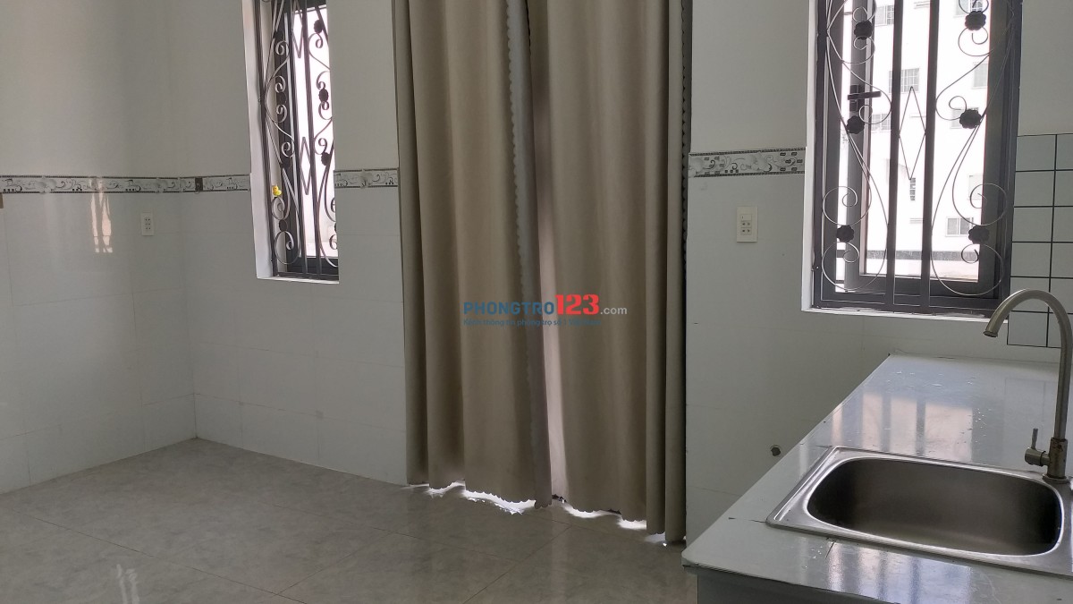 Phòng trọ 30 m2 gần nhà văn hóa quận 2
