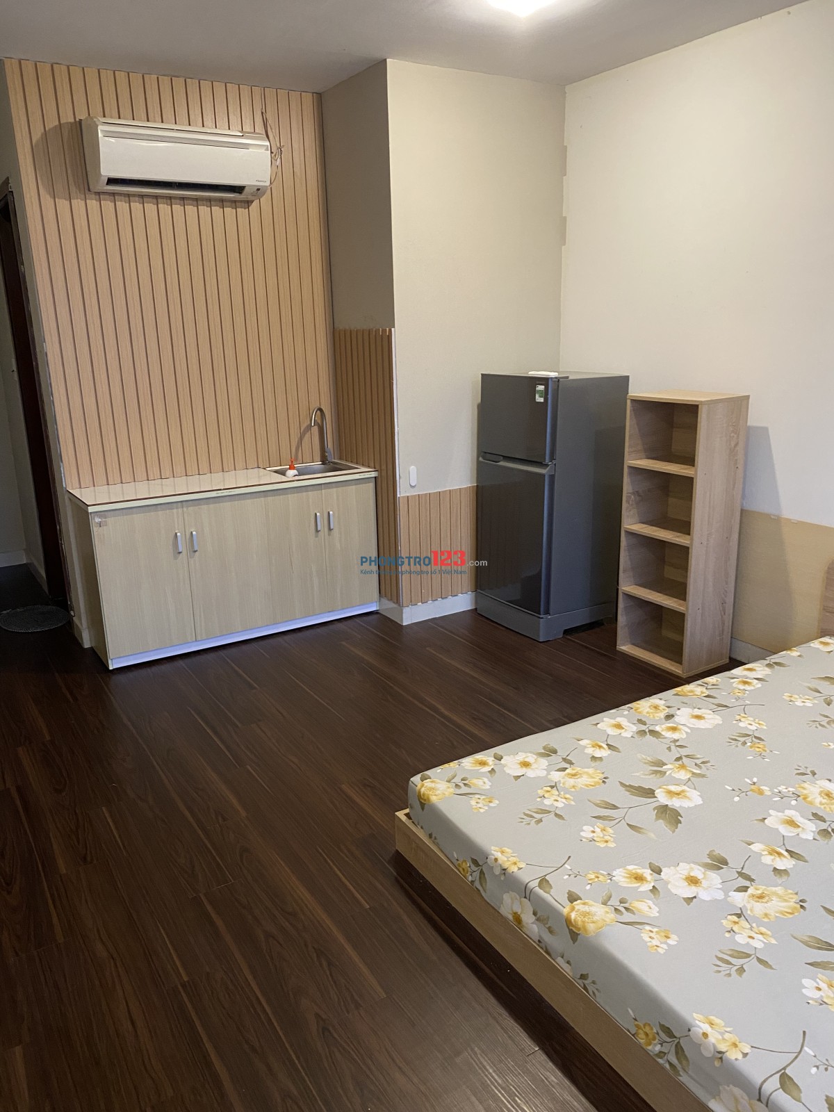 Phòng cho thuê trong căn hộ Tầng 20 QCGL Q7