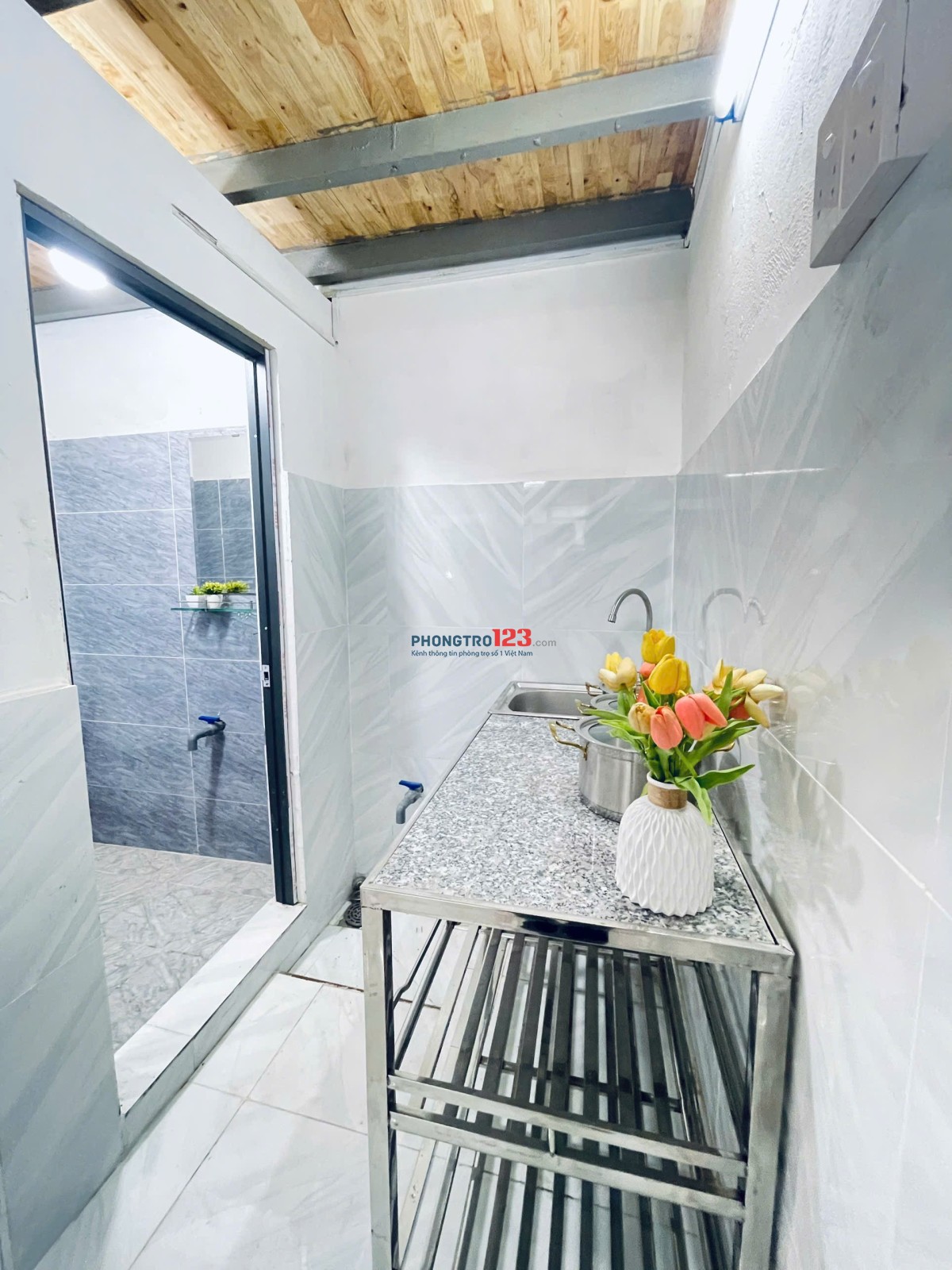 Phòng GIÁ RẺ có gác ở Trung tâm Quận Tân Phú - Tân KỲ Tân Quý - Lê Trọng Tấn