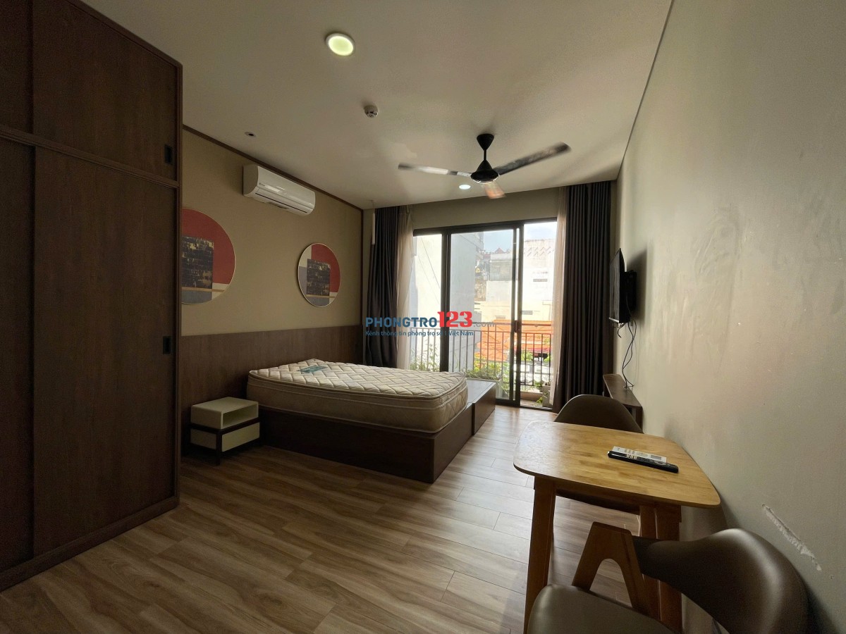 CĂN HỘ 40M2 BAN CÔNG - THANG MÁY - FULL NỘI THẤT NGAY CƯ XÁ BẮC HẢI QUẬN TÂN BÌNH