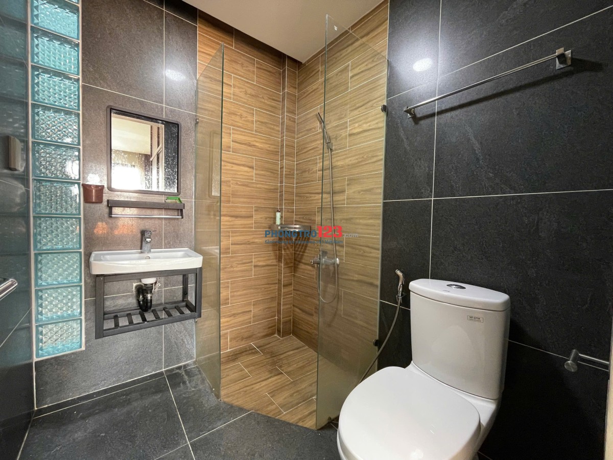 CĂN HỘ 40M2 BAN CÔNG - THANG MÁY - FULL NỘI THẤT NGAY CƯ XÁ BẮC HẢI QUẬN TÂN BÌNH