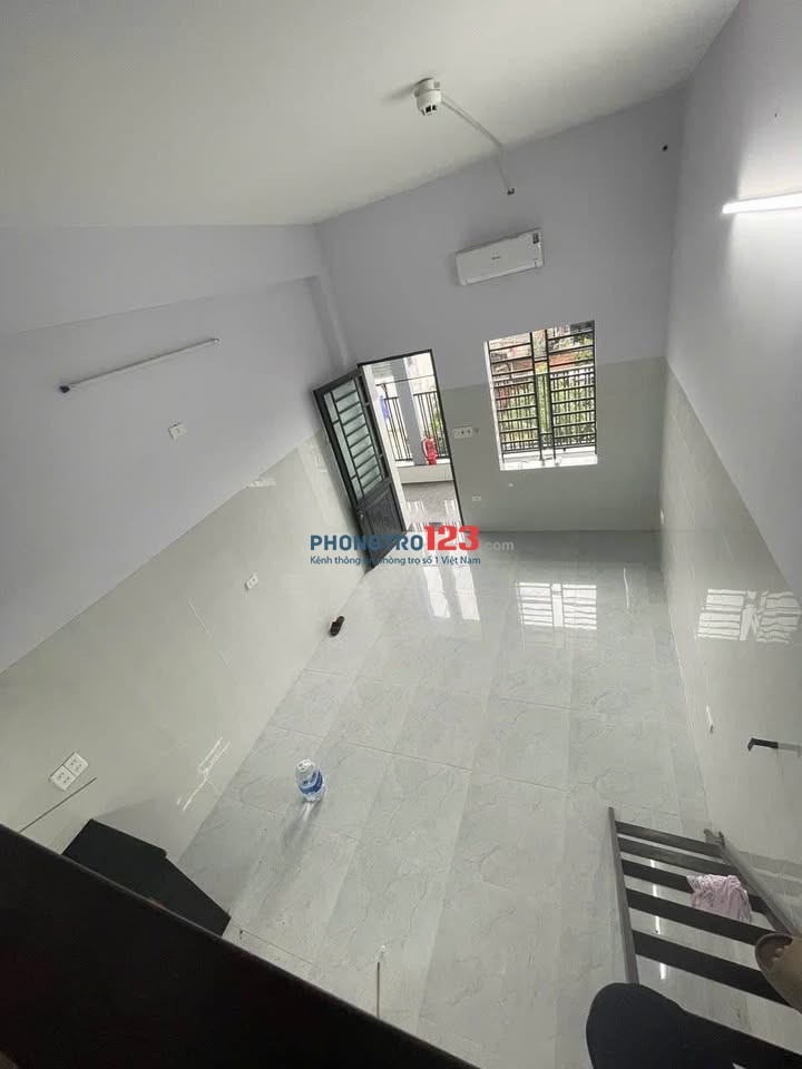 PHÒNG TRỌ NGAY ĐH VĂN LANG GIÁ CHỈ TỪ 3TR5 CỬA SỔ BANCOL SIÊU THOÁNG