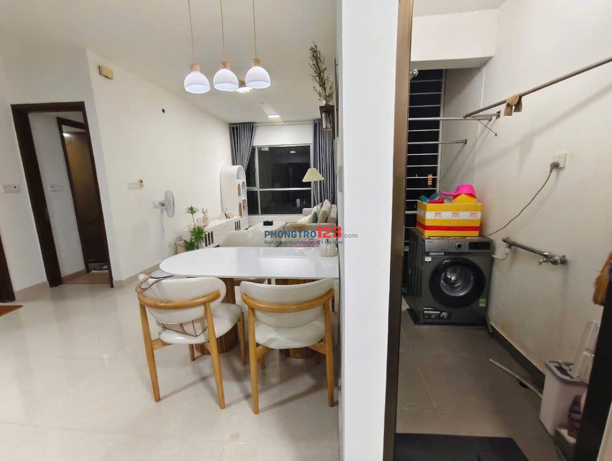 Chung cư Carillon 1, Hoàng Hoa Thám, TB: 80m2, 2p ngủ, ban công 13tr/th