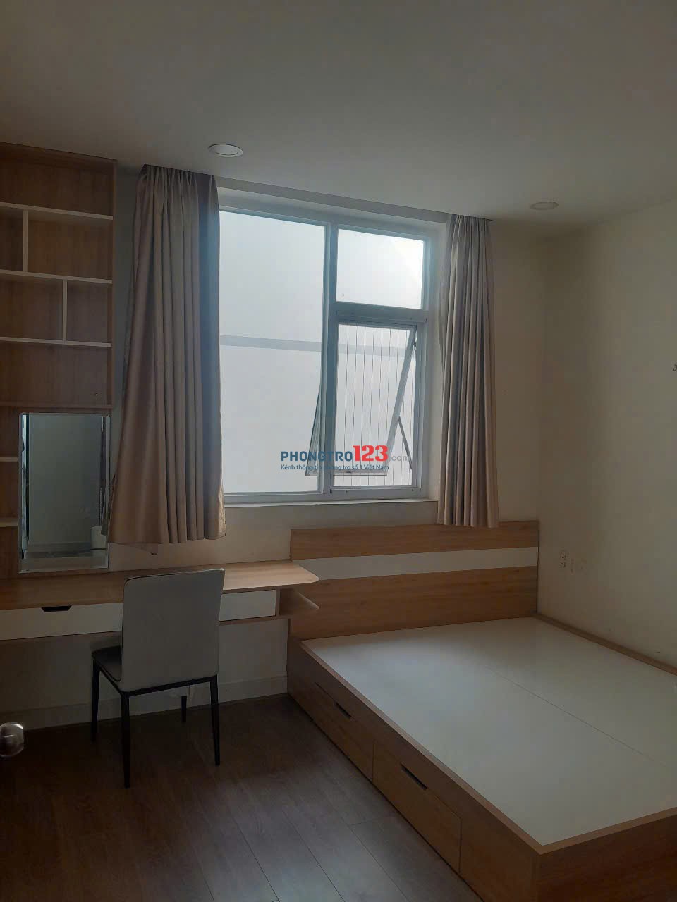Chung cư Carillon 2, Trịnh ĐÌnh Thảo, TP: 95m2, 3p ngủ, full nt 12tr/th