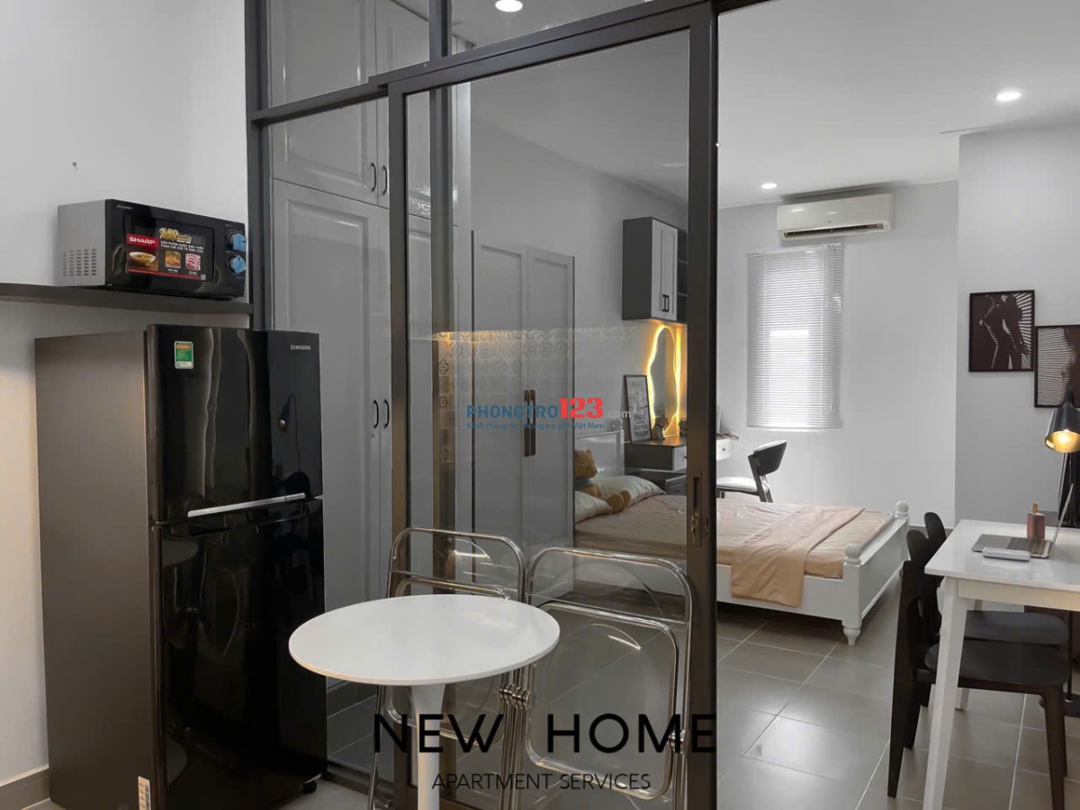 Luxury Apartment - Căn hộ 1PN - 55m2, Thang Máy Cho nuôi pet Ban công rộng gần Chợ Bà Chiểu Cầu Bông