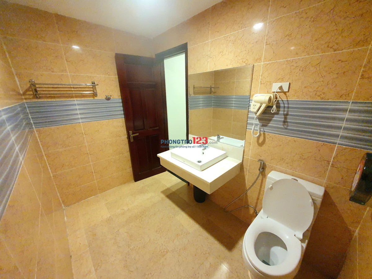 Cho thuê phòng khách sạn 4 sao sát biển giá cực rẻ tại Nha Trang
