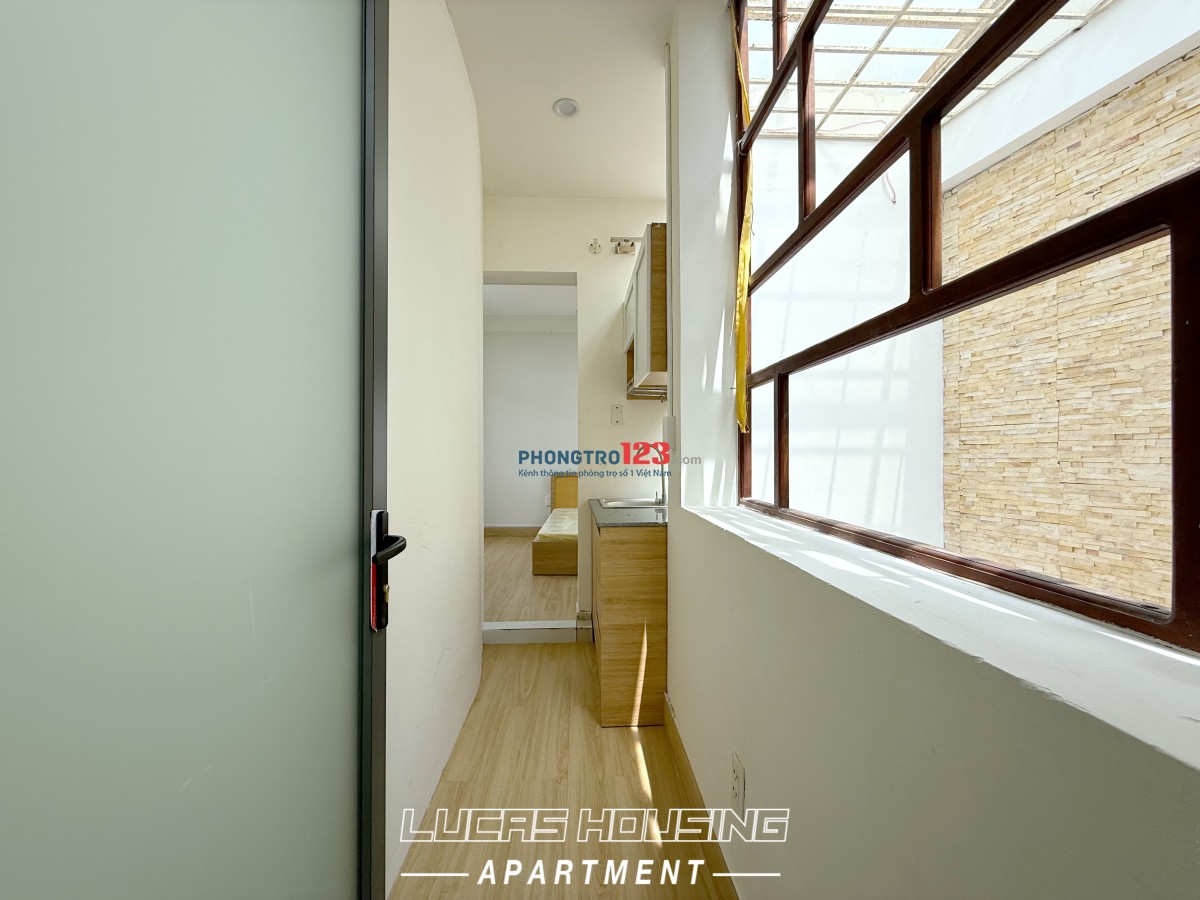 Cho thuê dạng 1 phòng ngủ cửa sổ thoáng . Ngay trung tâm Phú Nhuận