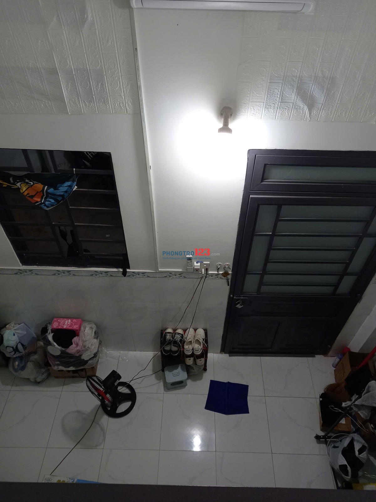 Nhà trọ mới ở 3-4 người thoải mái giá 3tr7 ( có máy lạnh mới lắp) gần đường LVV và Ngã tư Thủ Đức