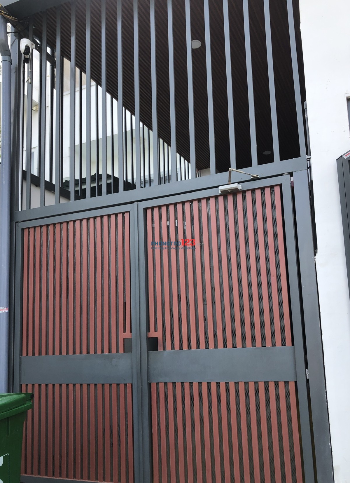 Nhà trọ mới ở 3-4 người thoải mái giá 3tr7 ( có máy lạnh mới lắp) gần đường LVV và Ngã tư Thủ Đức
