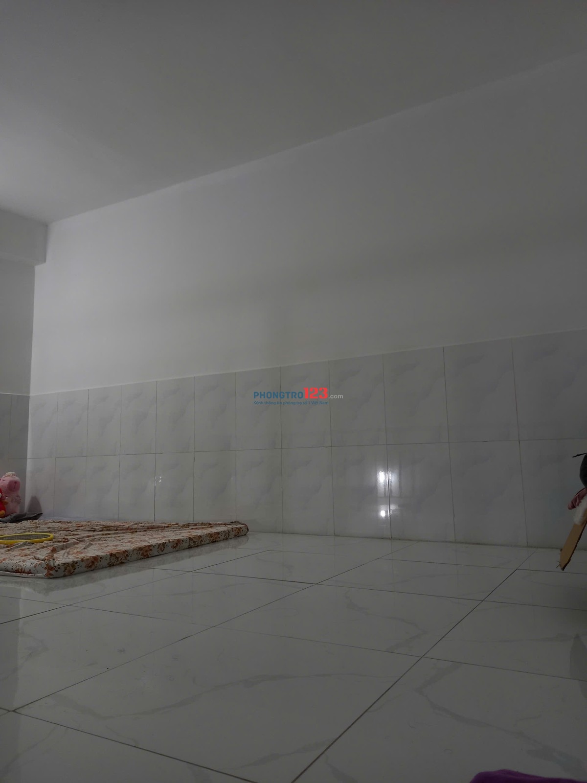 Nhà trọ mới ở 3-4 người thoải mái giá 3tr7 ( có máy lạnh mới lắp) gần đường LVV và Ngã tư Thủ Đức