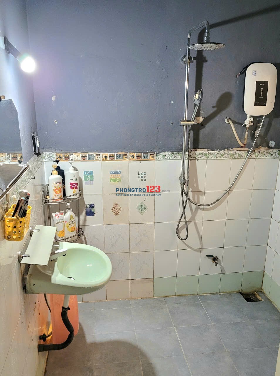 Chỗ thuê phòng 25 mét vuông trong căn hộ 65 mét