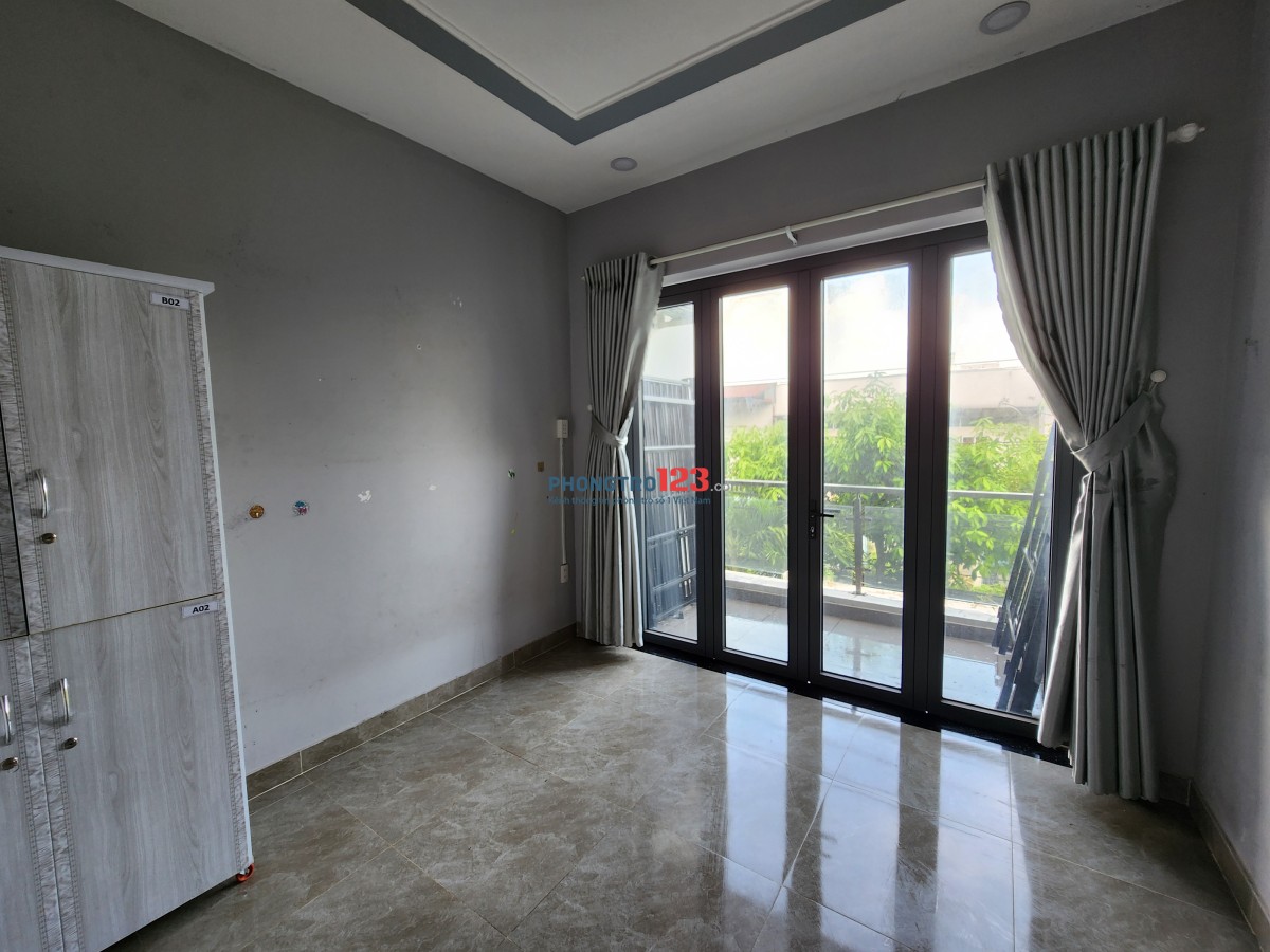 PHÒNG BANCOL SIÊU RỘNG, NHÌN RA SÔNG QUÁ CHILL, GIÁ QUÁ RẺ 3 CHẸO!