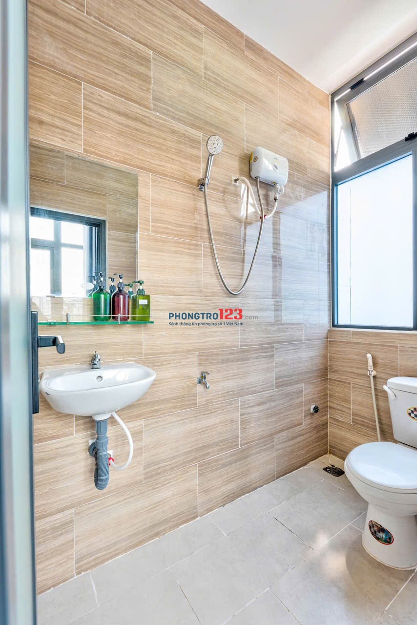 Studio hiện đại, thoáng tại ngay trung tâm Phú Nhuận.