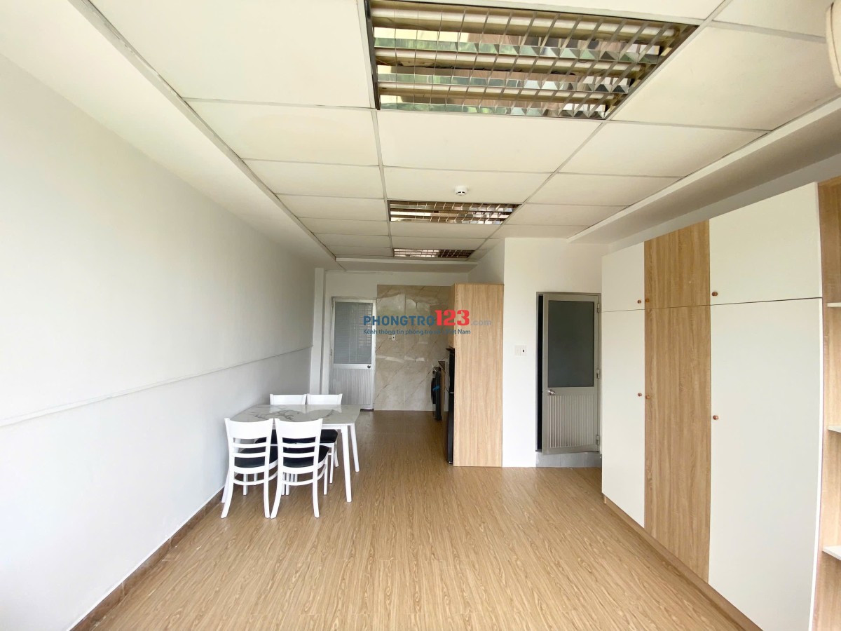  CĂN HỘ STUDIO CỬA SỔ TRỜI SIÊU CHILL - BAN CÔNG - MÁY GIẶT RIÊNG - SÂN BAY TÂN SƠN NHẤT TÂN BÌNH