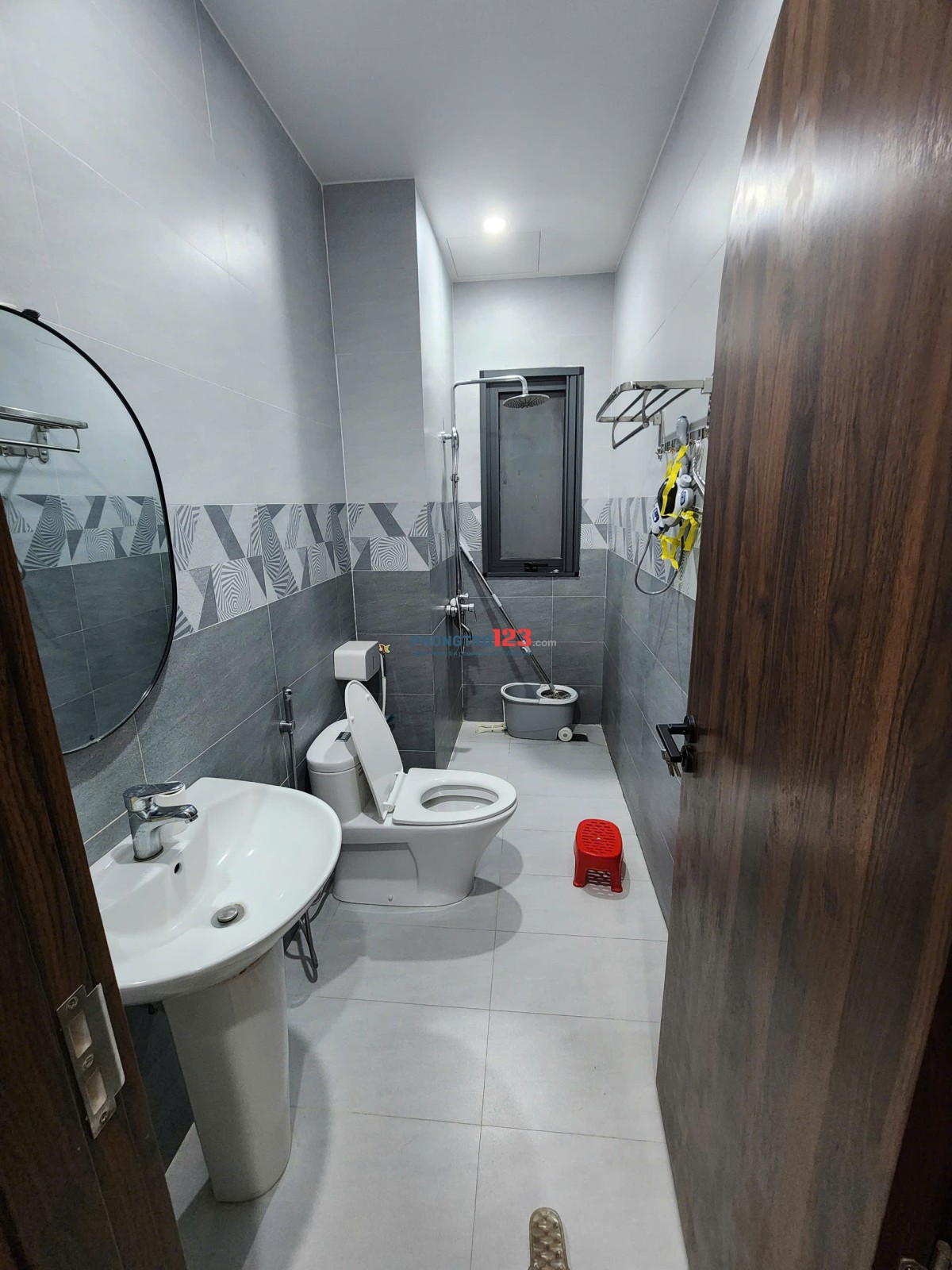 Nhà chính chủ mới đầy đủ nội thất TTTP.