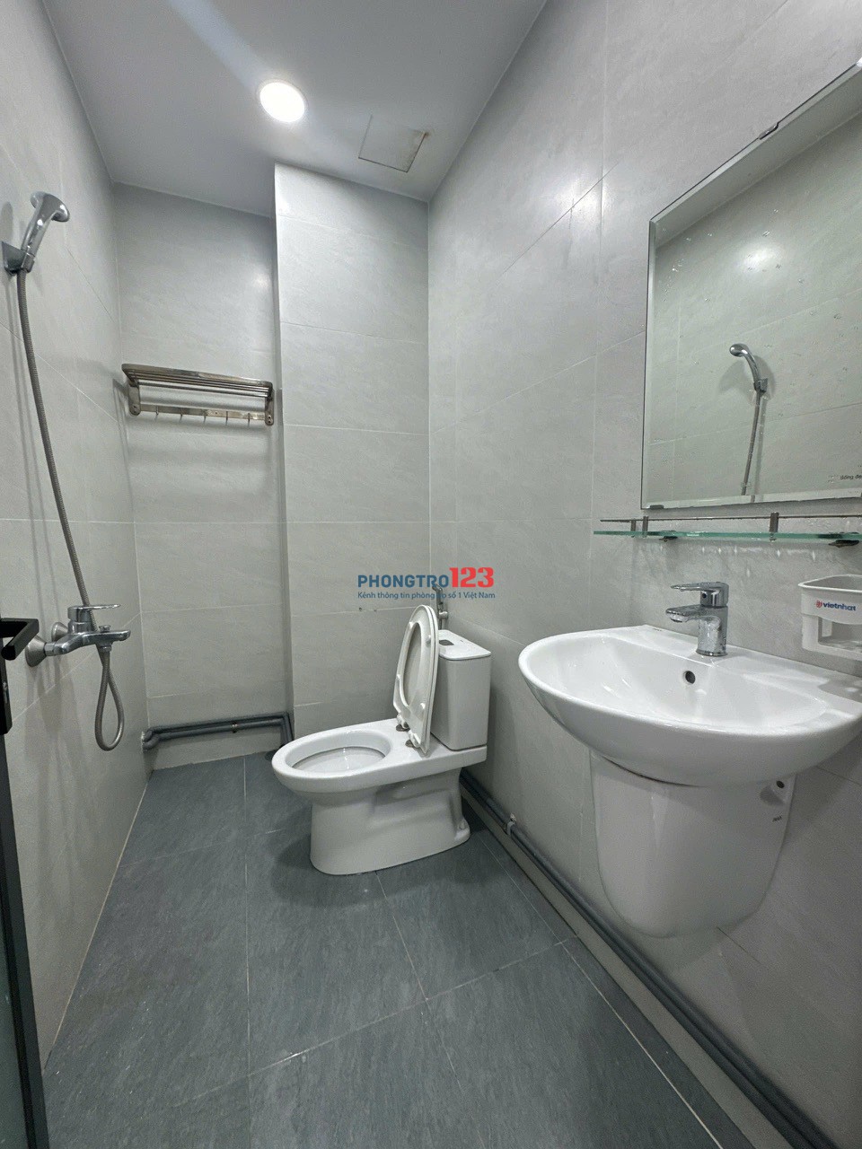 CHO THUÊ PHÒNG BAN CÔNG 1/ HÀ HUY GIÁP NGAY BẾN XE NGÃ TƯ GA - GIÁP GÒ VẤPGiá thuê : 3.3 triệu