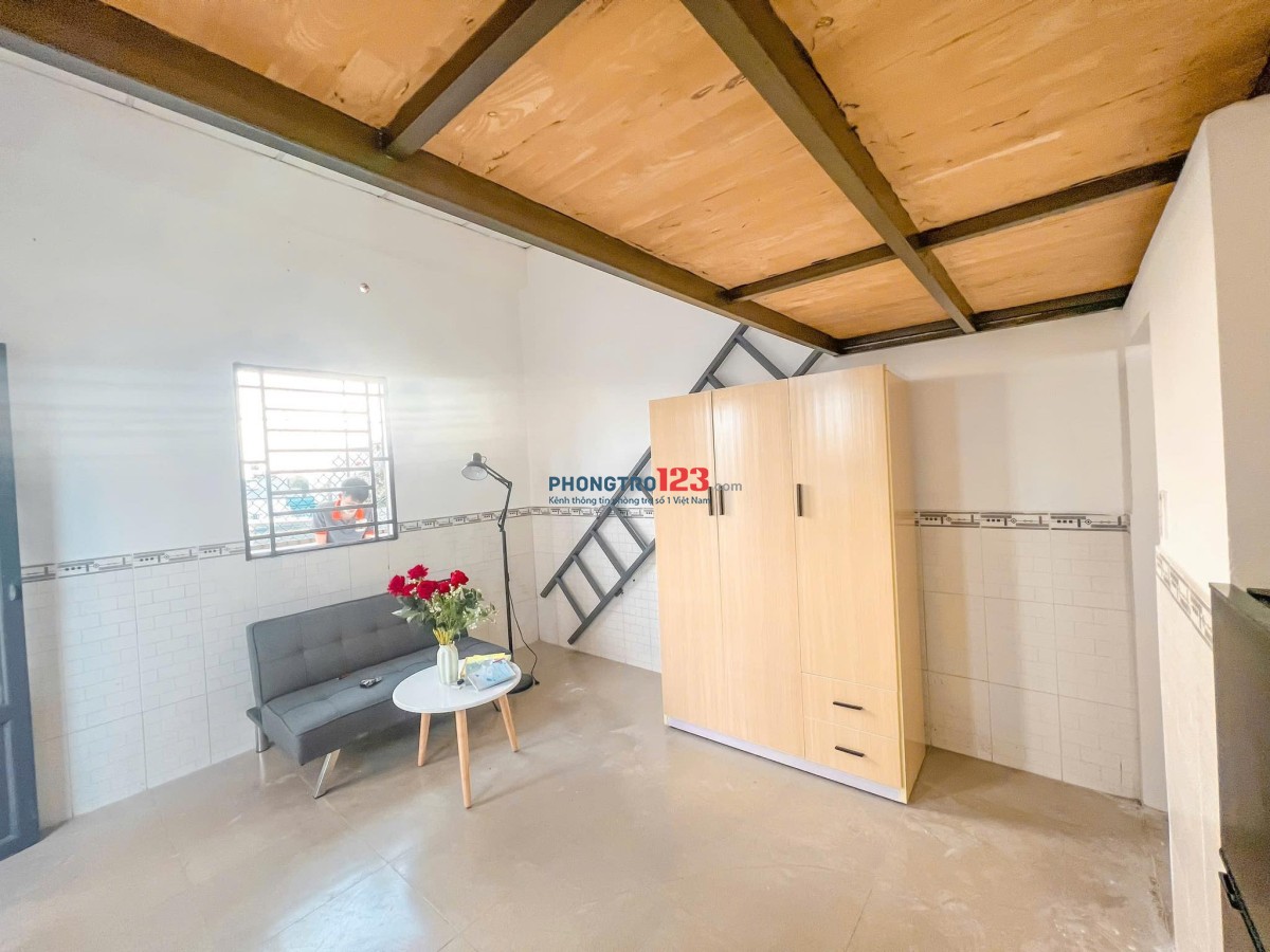 Cho thuê phòng trọ có gác , máy lạnh cửa sổ trời ngay chợ Phạm Đăng Giảng Bình Tân