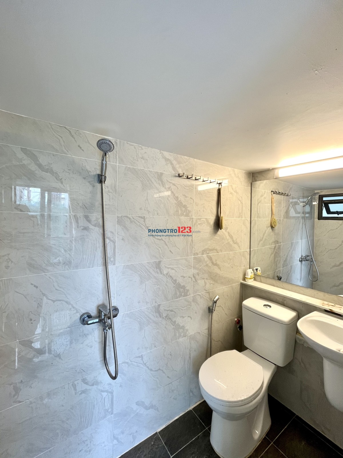 PHÒNG DUPLEX CỬA SỔ SIÊU THOÁNG PHAN VĂN HÂN Q.BÌNH THẠNH
