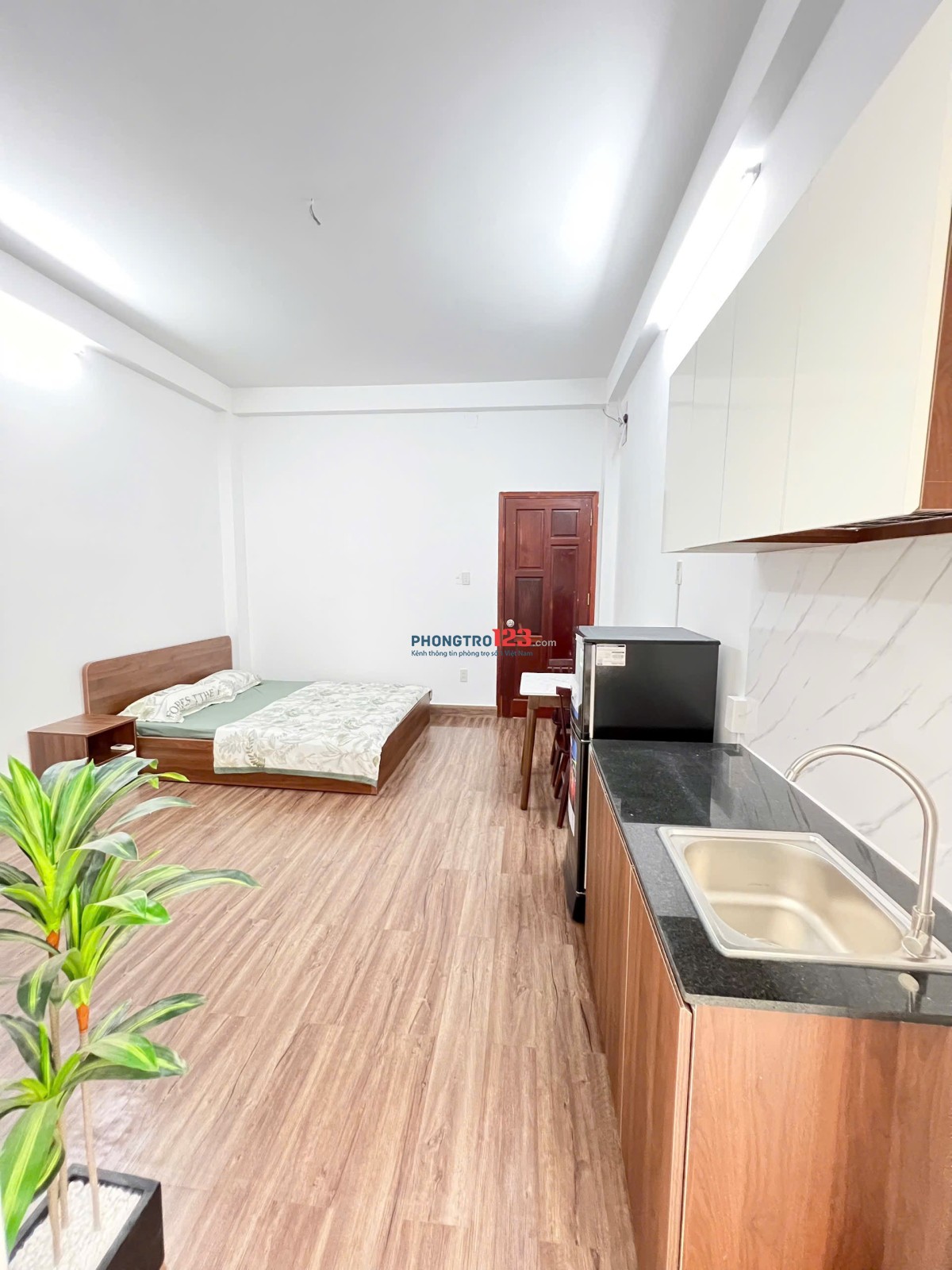 Cho Thuê Phòng Bình Thạnh Ban Công, Máy Giặt Riêng, Gần Chợ Bà Chiểu