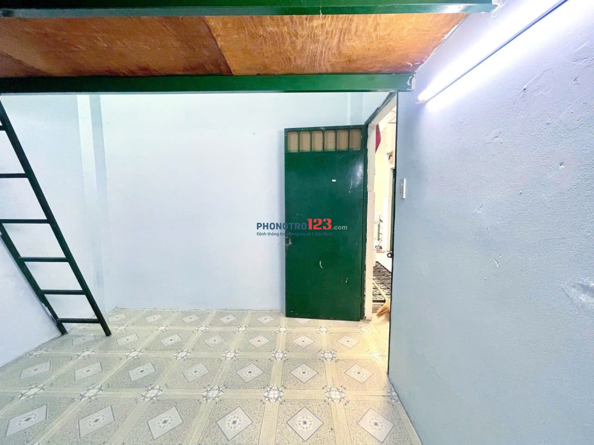 Phòng cho thuê gần Nguyễn Oanh, giá từ 2tr2