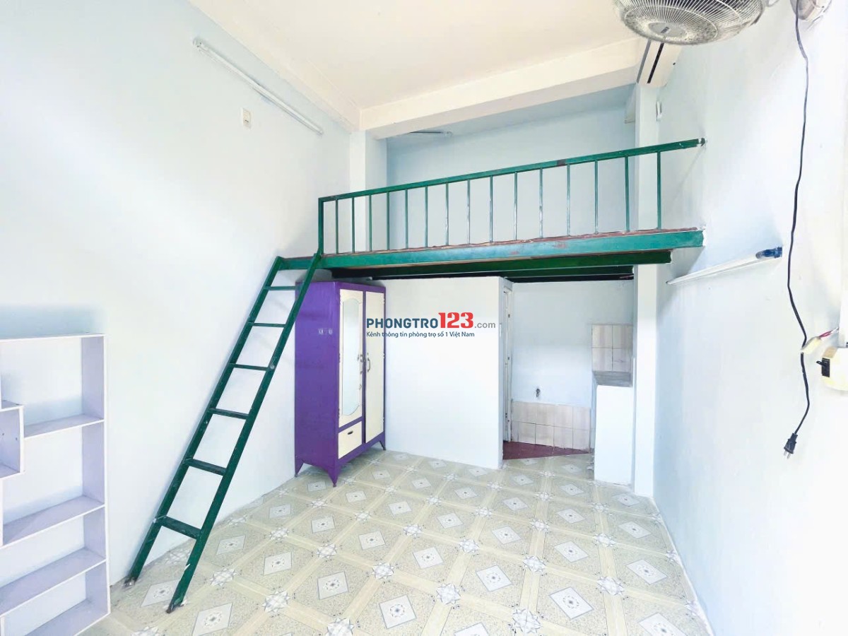 Phòng cho thuê gần Nguyễn Oanh, giá từ 2tr2