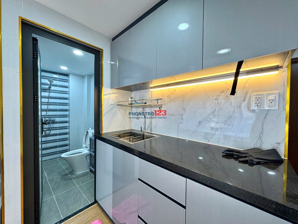 Căn hộ mới ngay trung tâm Bình Thạnh.