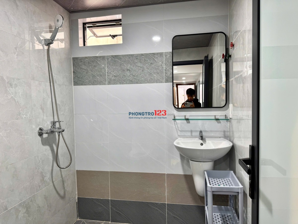 Căn hộ mới ngay trung tâm Bình Thạnh.