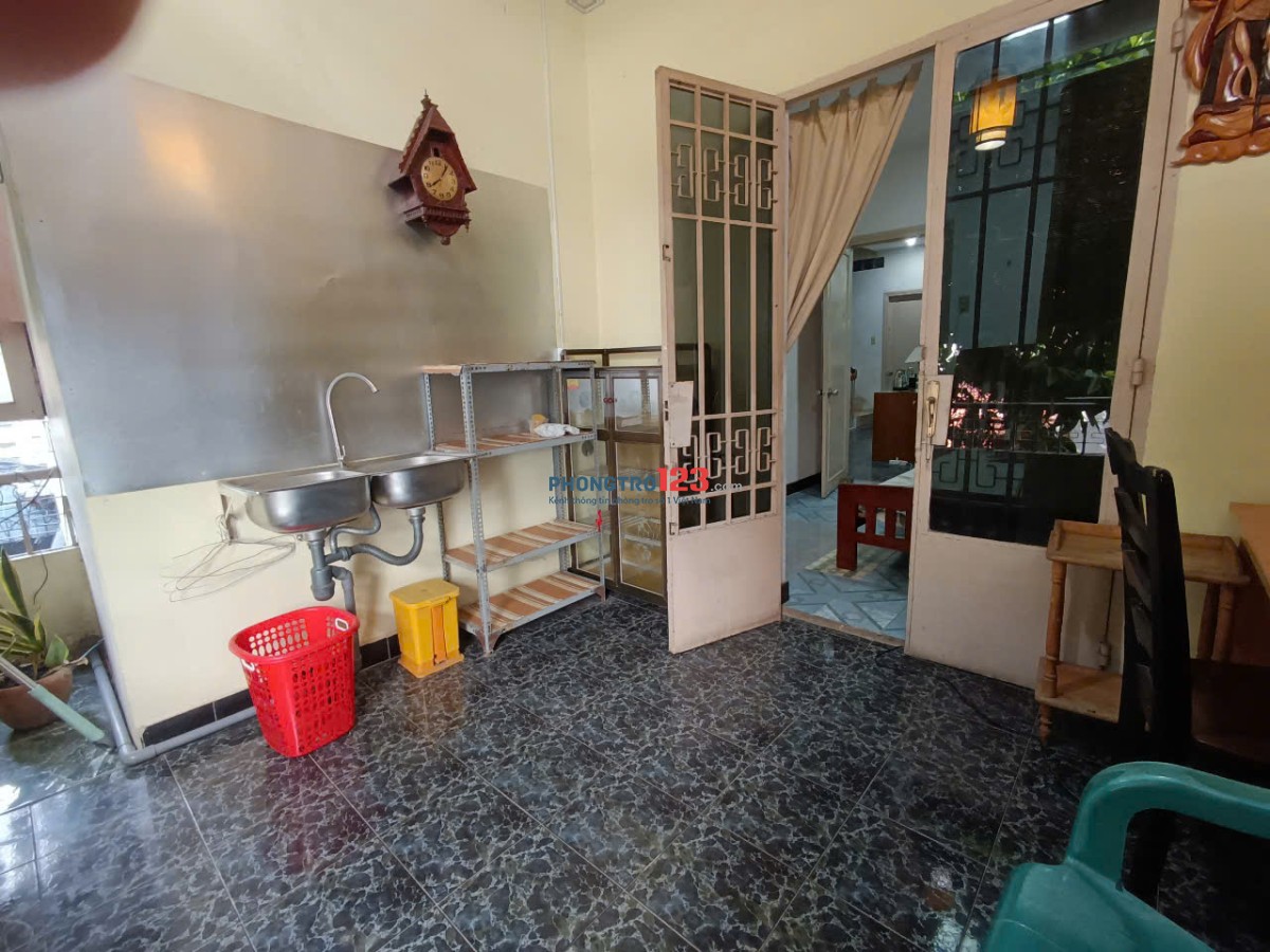 CHO THUÊ PHÒNG CÓ BAN CÔNG GẦN SÂN BAY – TÂN BÌNH – CHỈ 3 TRIỆU/THÁNG
