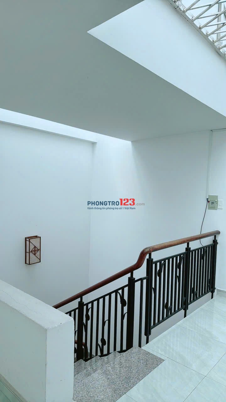 Cho Thuê Nhà Đẹp KDC 13E Intresco 4PN, Đầy Đủ Tiện Ích, Giá thuê chỉ 15Tr/th view đẹp