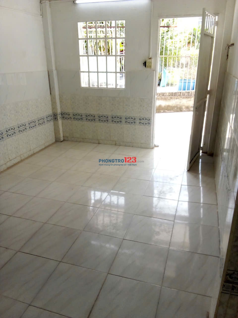 Nhà nhỏ sạch đẹp, cho thuê tại trung tâm TP Thuận An, giá rẻ