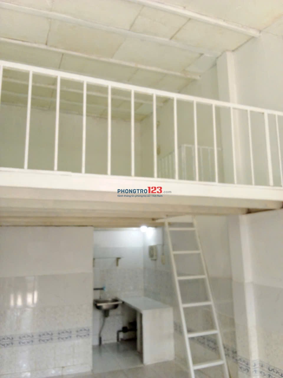 Nhà nhỏ sạch đẹp, cho thuê tại trung tâm TP Thuận An, giá rẻ