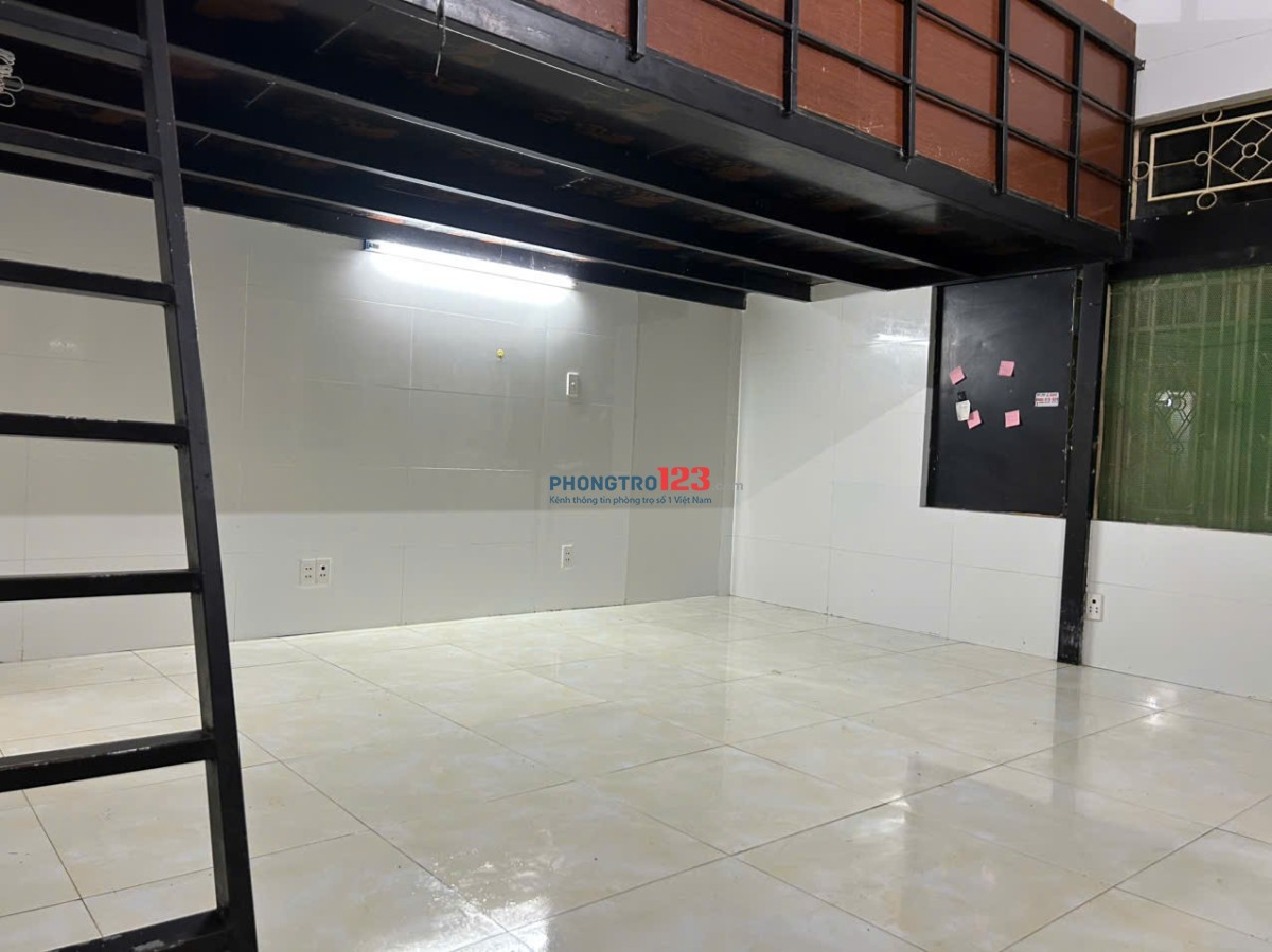 Phòng trọ giá rẻ gần trường đại học kiến trúc và đông á cách 2 phút đi bộ