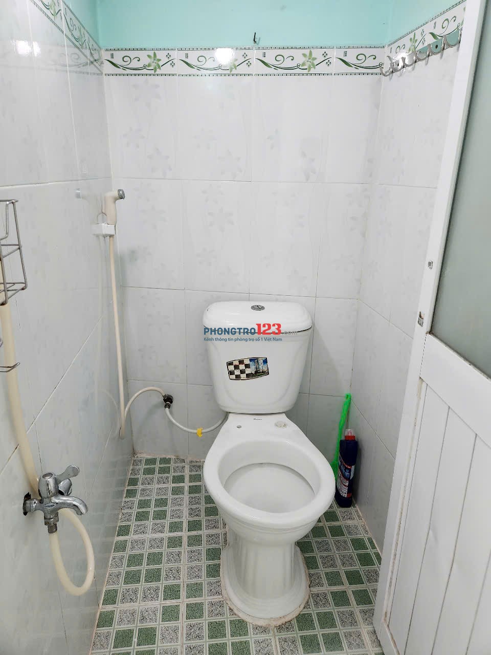 Chính chủ cho thuê nhà: Tân Hòa Đông, P14, Q6. TPHCM. Giá: 2,3 triệu/tháng. LH. C.Thu :0918410614.