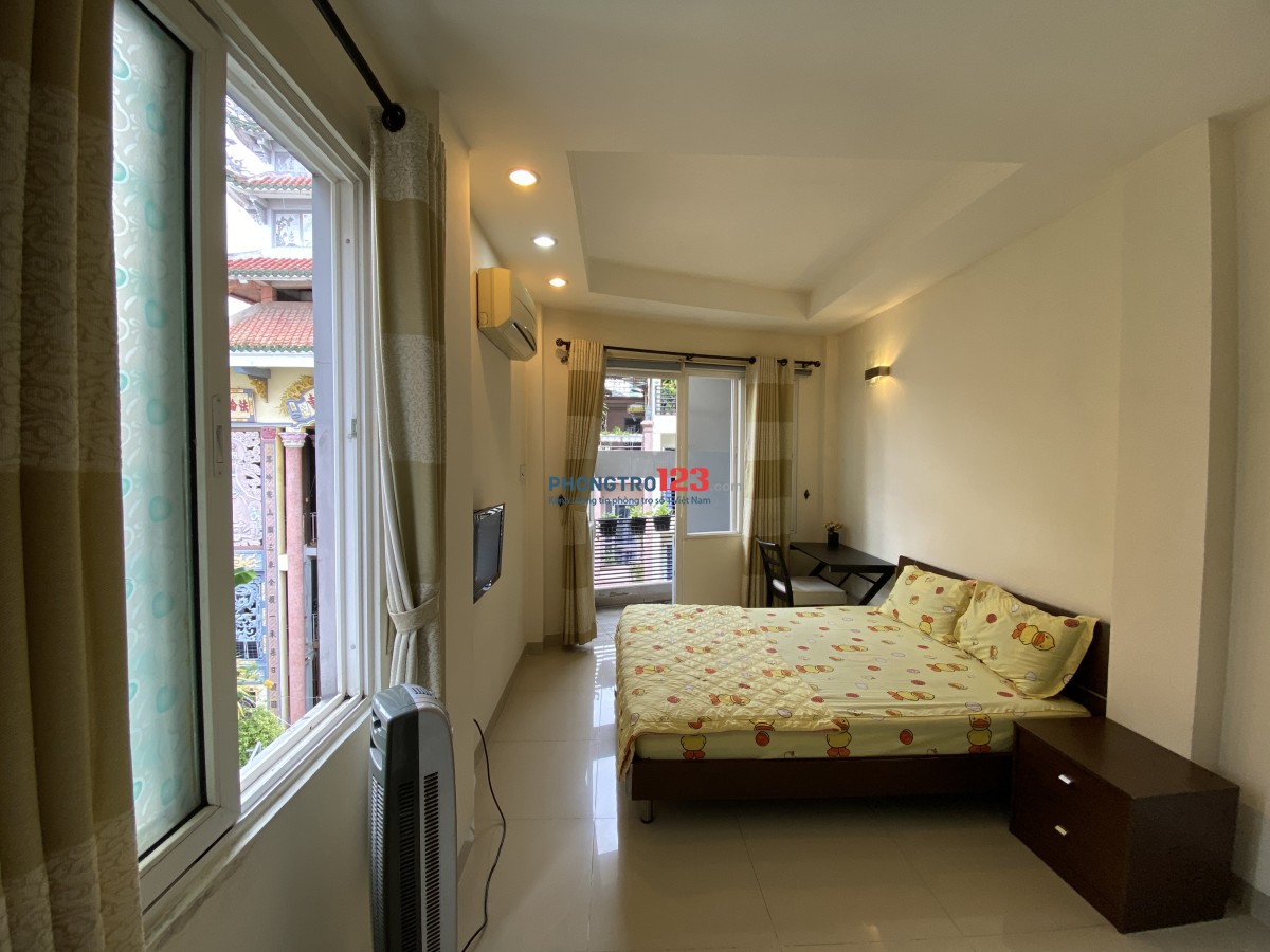 Phòng cao cấp, đầy đủ tiện nghi. Gần Đài truyền hình và trường Khoa Học Xã Hội & Nhân Văn 100 mét.