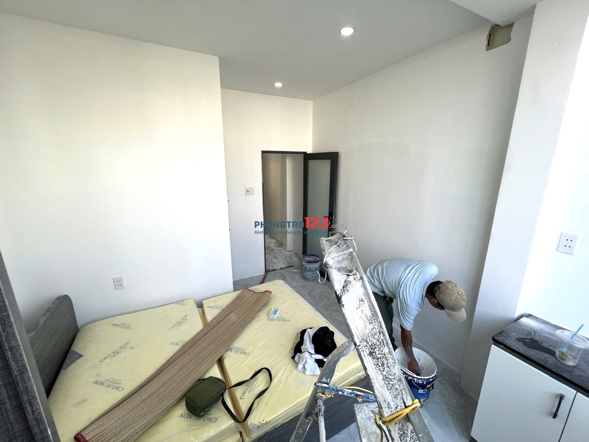 PHÒNG 30m2 MỚI 100% BAN CÔNG, XA BẾP - QUẬN BÌNH THẠNH GẦN QUẬN 1, QUẬN 3, QUẬN 2, QUẬN PHÚ NHUẬN