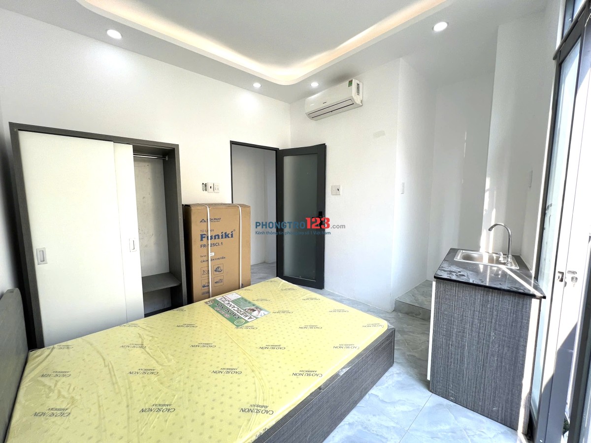 PHÒNG 30m2 MỚI 100% BAN CÔNG, XA BẾP - QUẬN BÌNH THẠNH GẦN QUẬN 1, QUẬN 3, QUẬN 2, QUẬN PHÚ NHUẬN