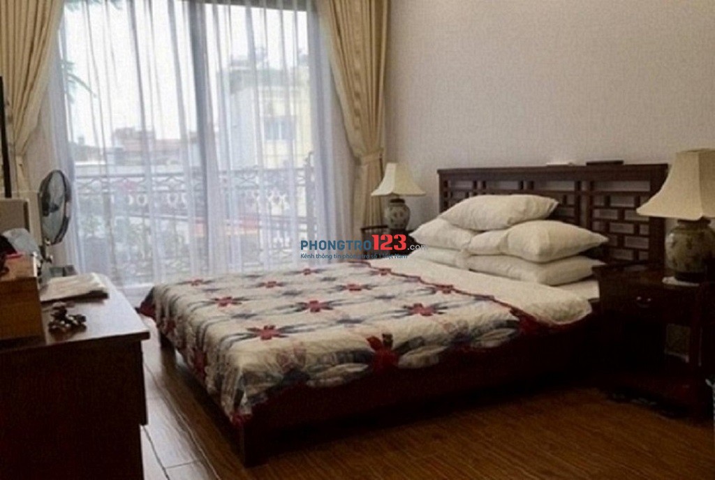 MỚI! CHO THUÊ PHÒNG TRONG NHÀ RIÊNG HỒ LINH ĐÀM, BAN CÔNG, VỆ SINH KK, 2.3TR/THÁNG