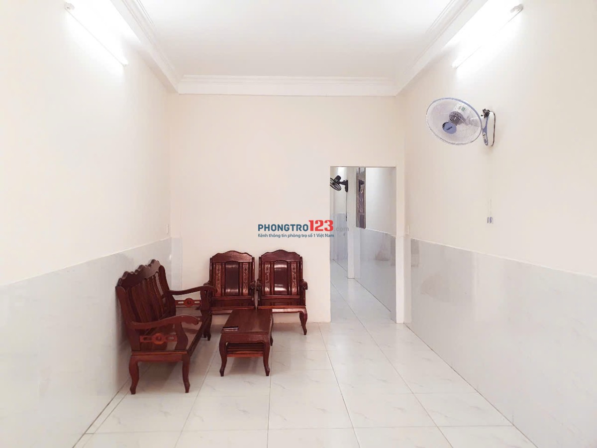 Nhà cho thuê Nguyên Căn 159/20 đường Bạch Đằng P. 2. Q.Tân Bình, 2 Lầu, 4 Phòng ngủ. Hẻm Xe Hơi 6m.